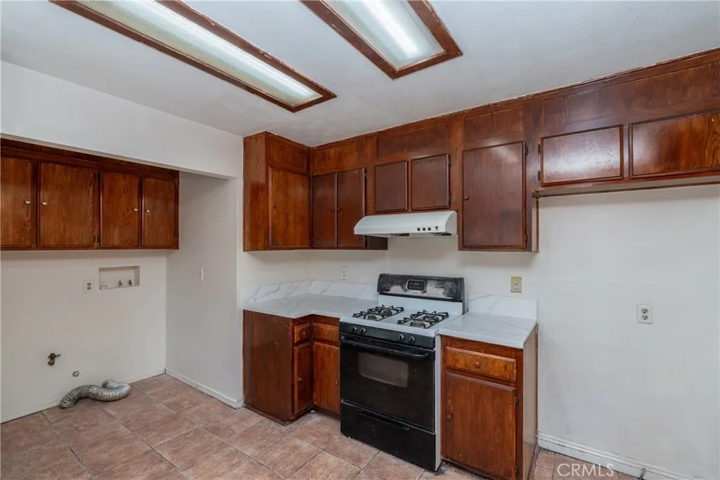 Additional image 16 of 905 Fremont St, Pomona, CA 91766