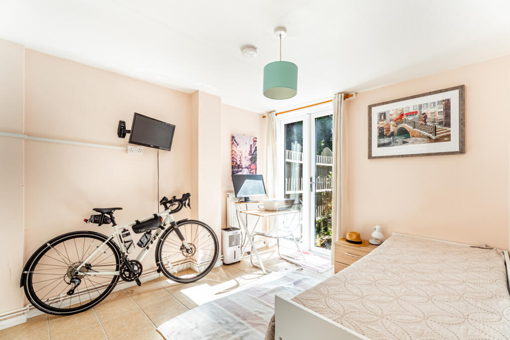 Additional image 7 of St. Johns Court, Beaumont Avenue, St. Albans, Hertfordshire, AL1