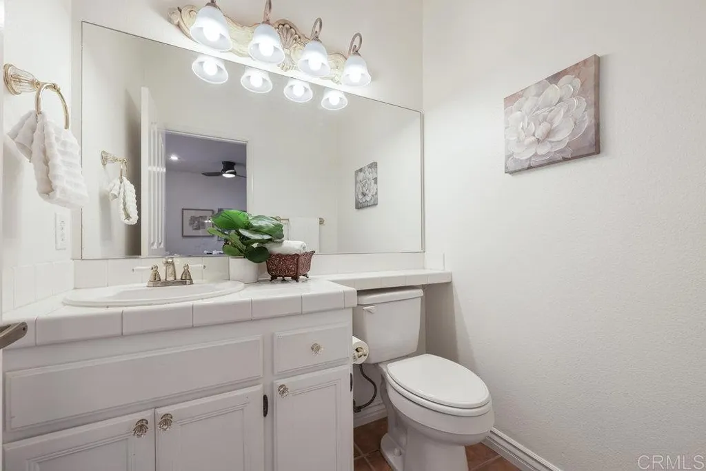 Additional image 15 of 7125 Calabria Court Unit D, San Diego, CA 92122