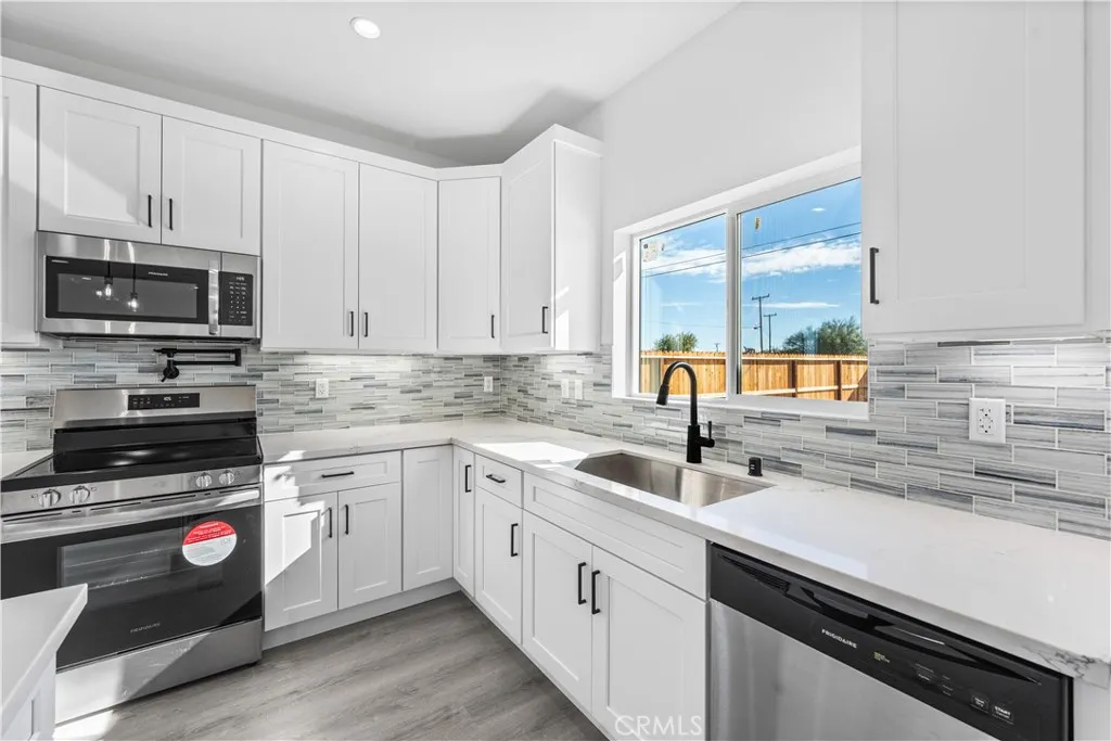 Additional image 64 of 8624 Forest Blvd, California City, CA 93505