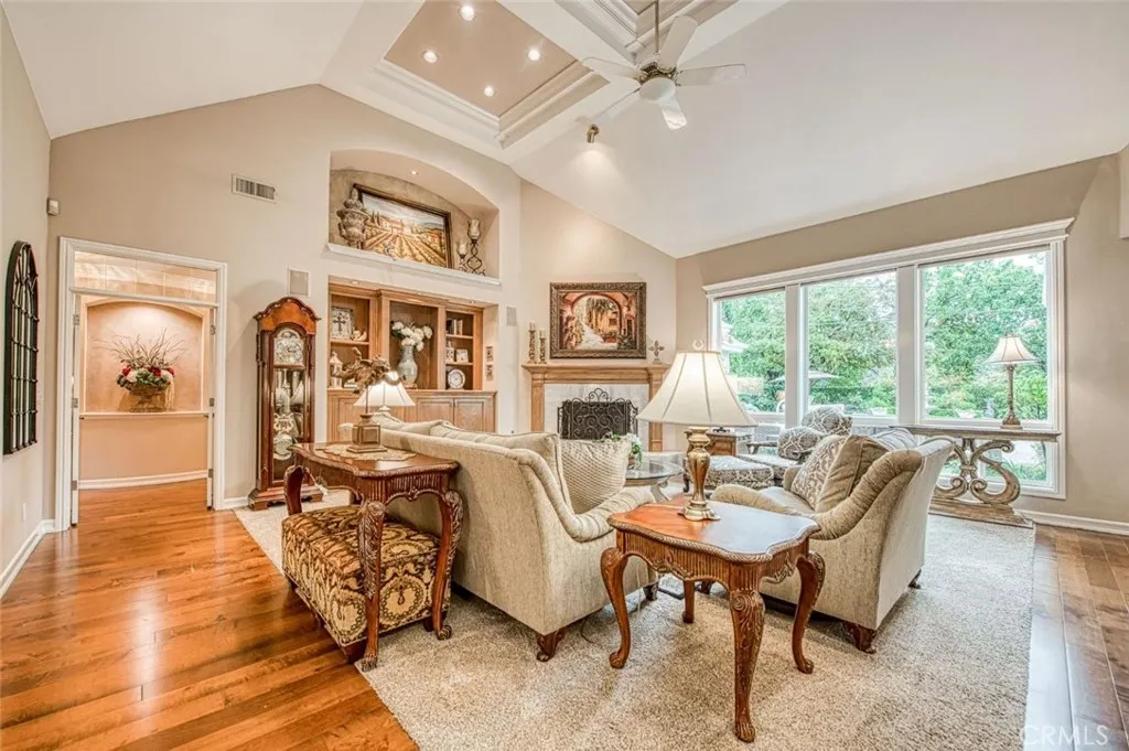 Additional image 11 of 1181 E Newhall Dr, Fresno, CA 93720