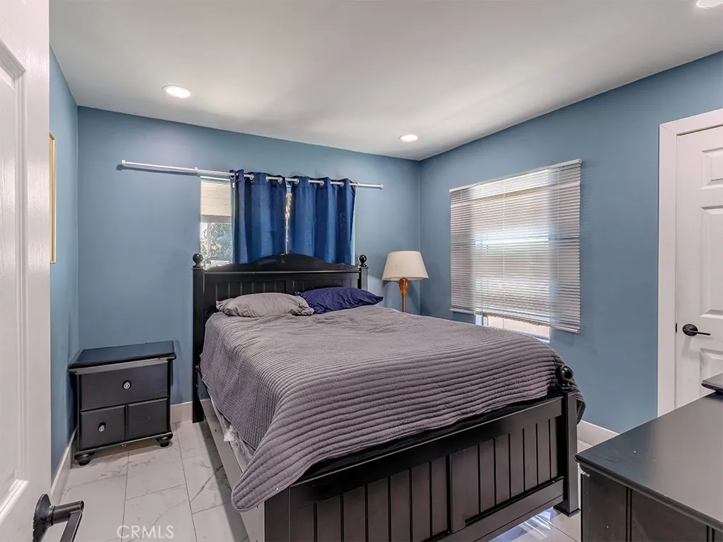 Additional image 11 of 1130 W Chestnut Ave, Santa Ana, CA 92703