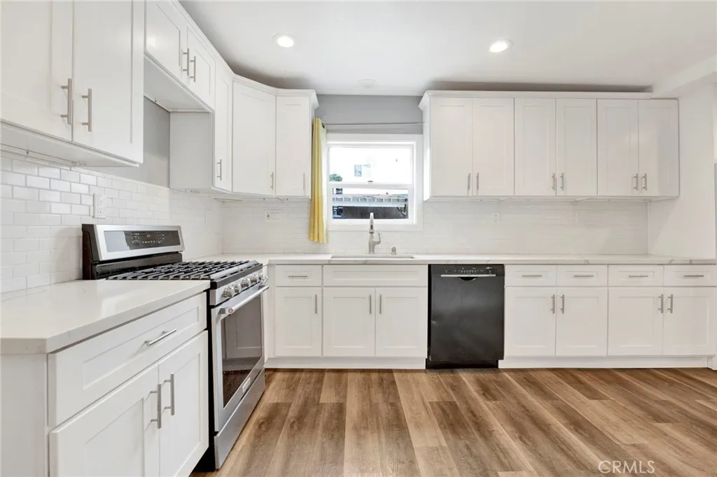 Additional image 6 of 1109 S Dacotah St, Los Angeles, CA 90023