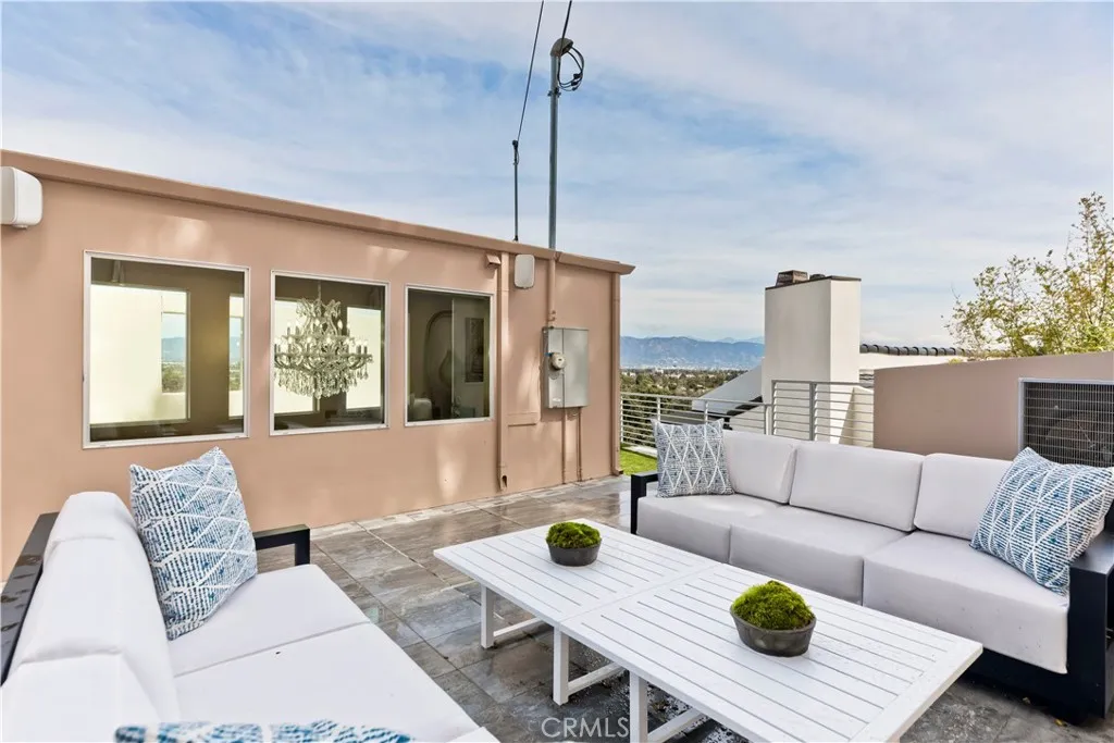 Additional image 87 of 11698 Picturesque, Studio City, CA 91604