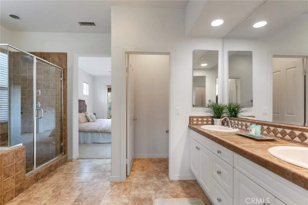 Additional image 23 of 102 Spanish Lace, Irvine, CA 92620