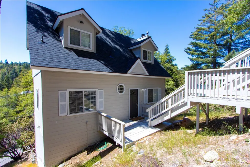 26448 Thunderbird Drive, Lake Arrowhead, CA 92352