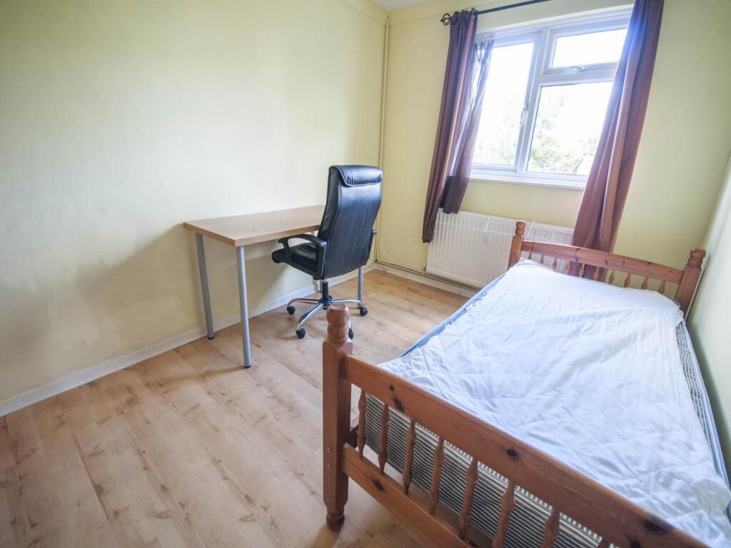 Additional image 5 of High Dells, Hatfield, Hertfordshire