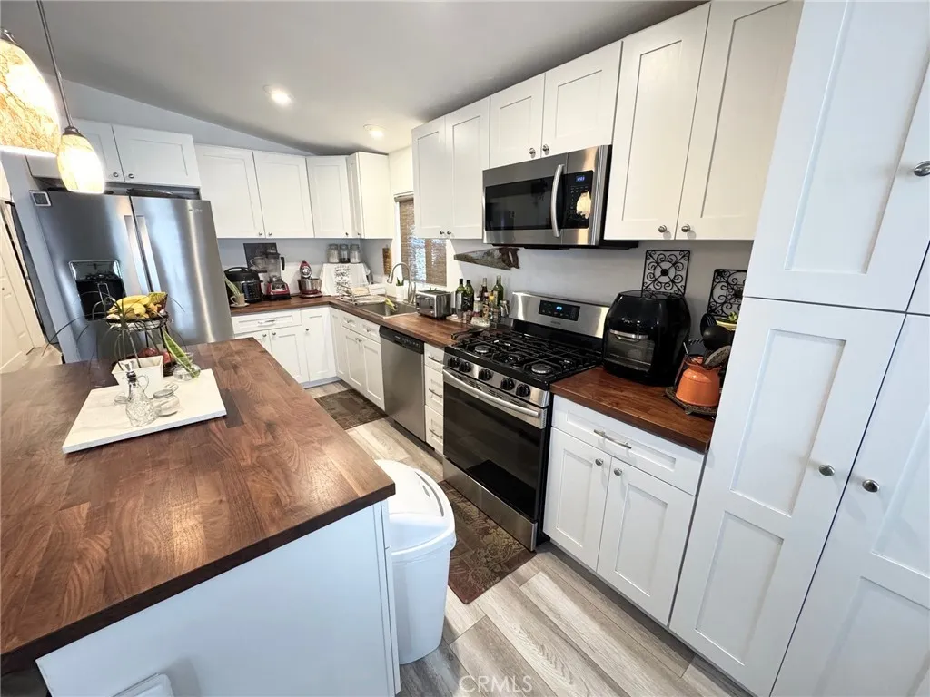 Additional image 10 of 2755 Arrow Highway Unit 52, La Verne, CA 91750