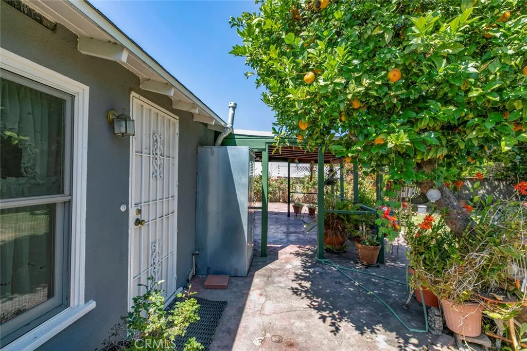 Additional image 29 of 14719 Wyandotte Street, Van Nuys, CA 91405