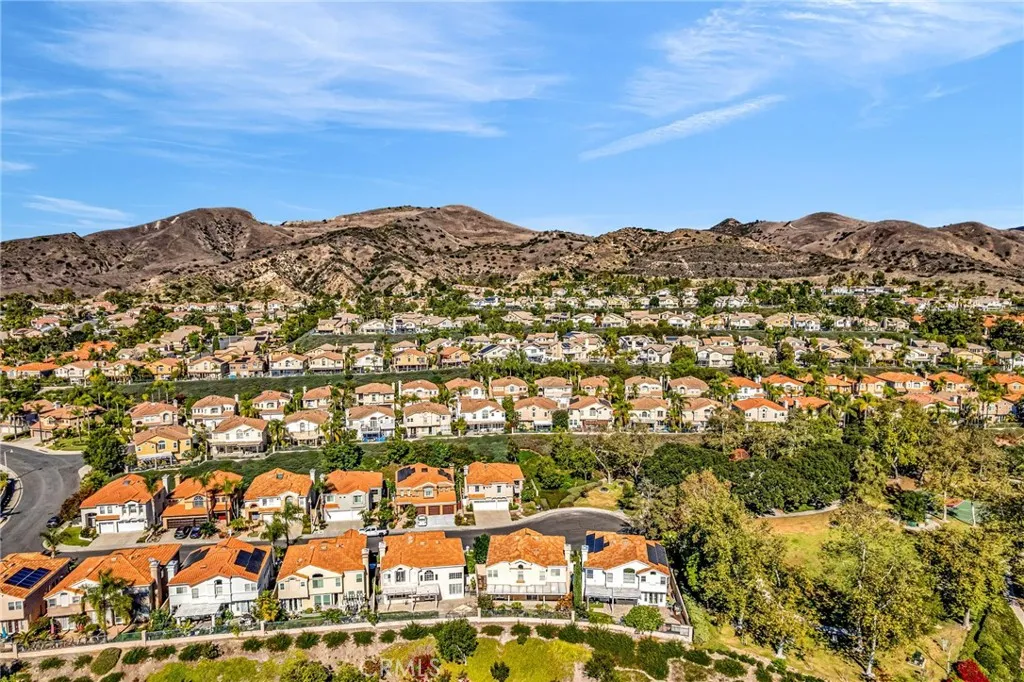 Additional image 62 of 32 Salinas, Lake Forest, CA 92610