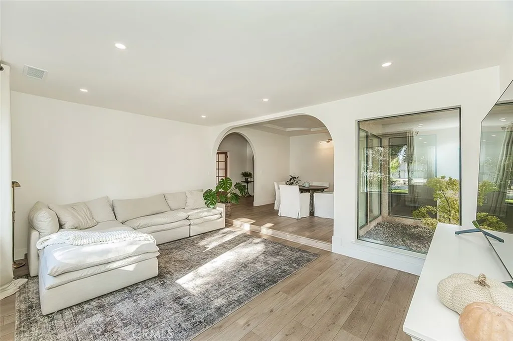 Additional image 78 of 406 E Audubon Drive, Fresno, CA 93720