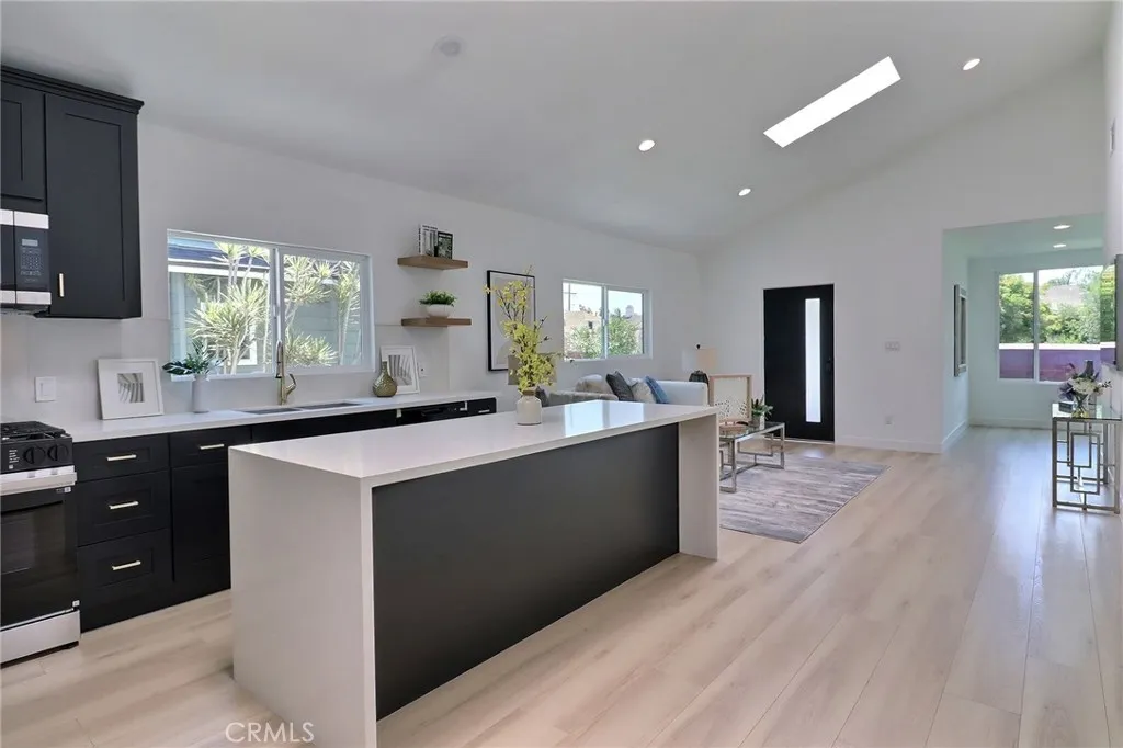 Additional image 37 of 2015 W 42nd Place, Los Angeles, CA 90062