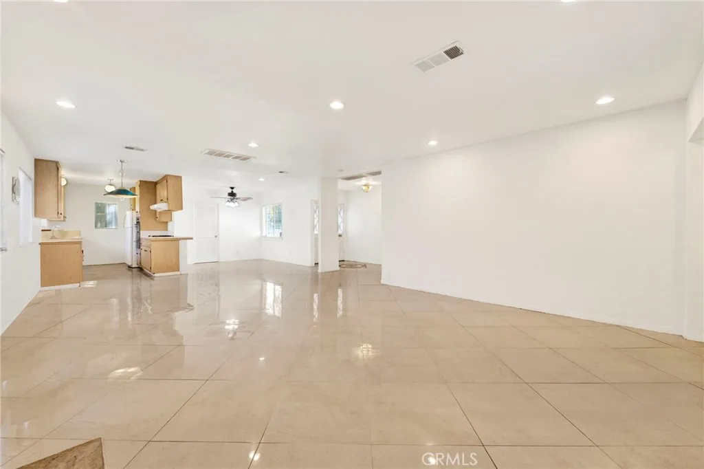 Additional image 36 of 15901 Lassen Street, North Hills, CA 91343