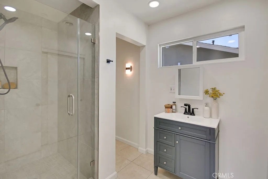 Additional image 30 of 701 E Wilson Avenue, Orange, CA 92867