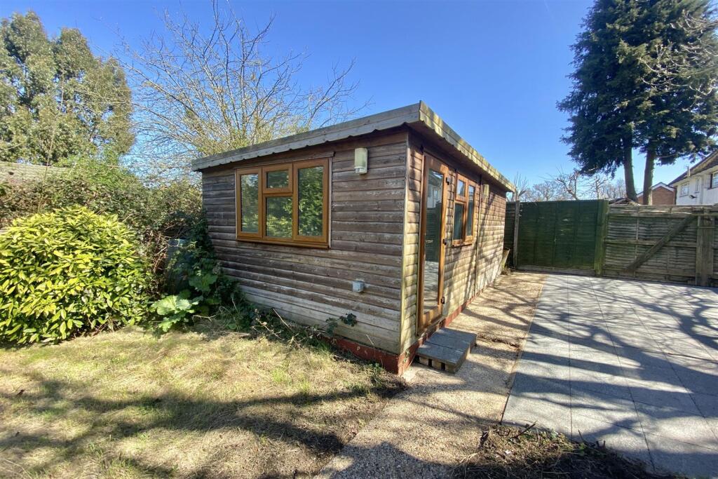 Additional image 25 of ,Mount Drive, Park Street, St. Albans, Hertfordshire, AL2