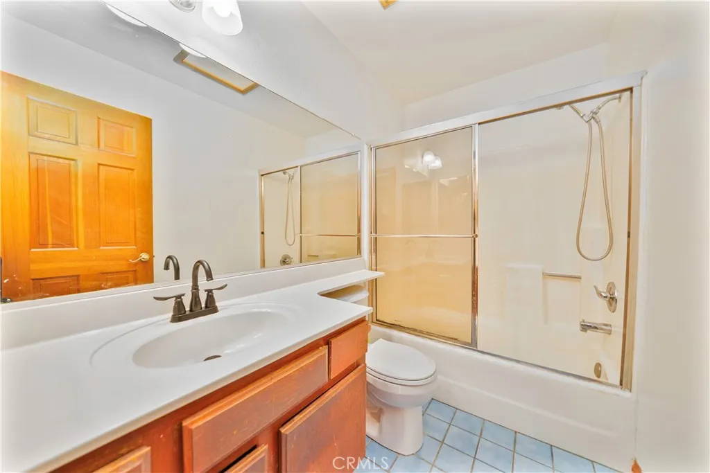 Additional image 12 of 37633 13 th St. E, Palmdale, CA 93550