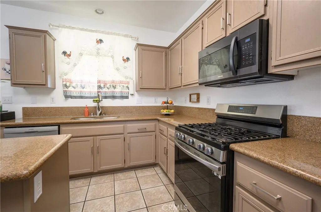 Additional image 10 of 24808 Barito St, Hemet, CA 92544