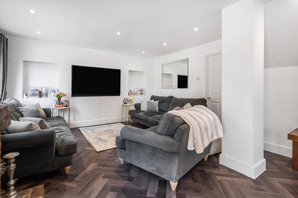 Additional image 4 of Radlett Road, Frogmore, St Albans, AL2