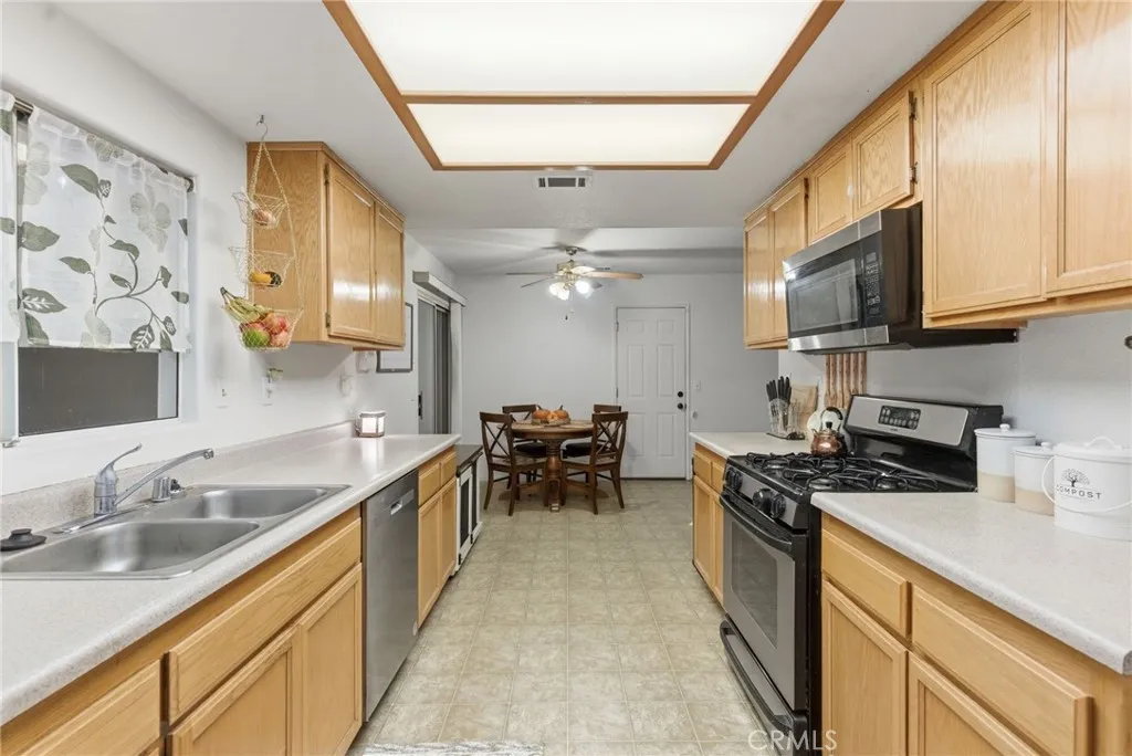 Additional image 36 of 12785 Morning Star Rd, Apple Valley, CA 92308