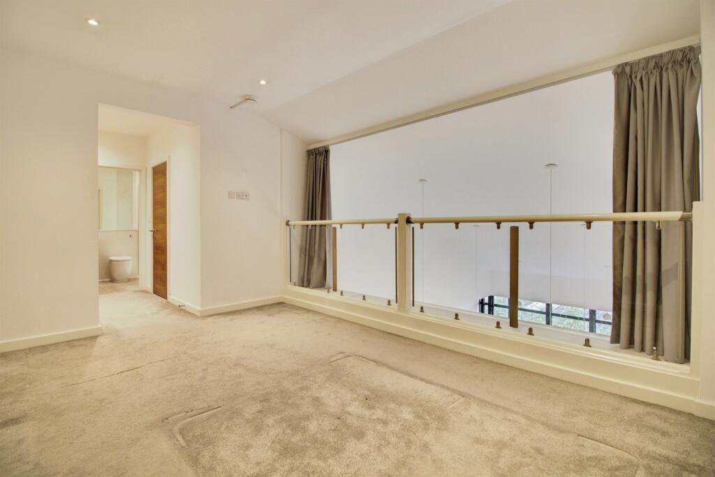 Additional image 9 of Mundells, Welwyn Garden City