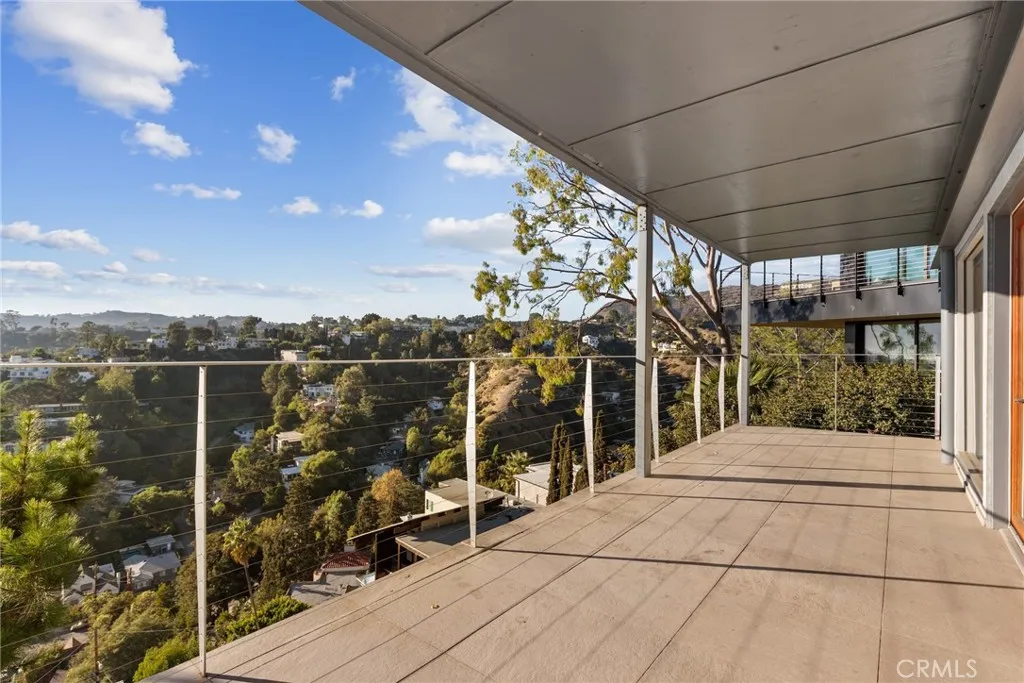 Additional image 76 of 5675 Spreading Oak Drive, Los Angeles, CA 90068