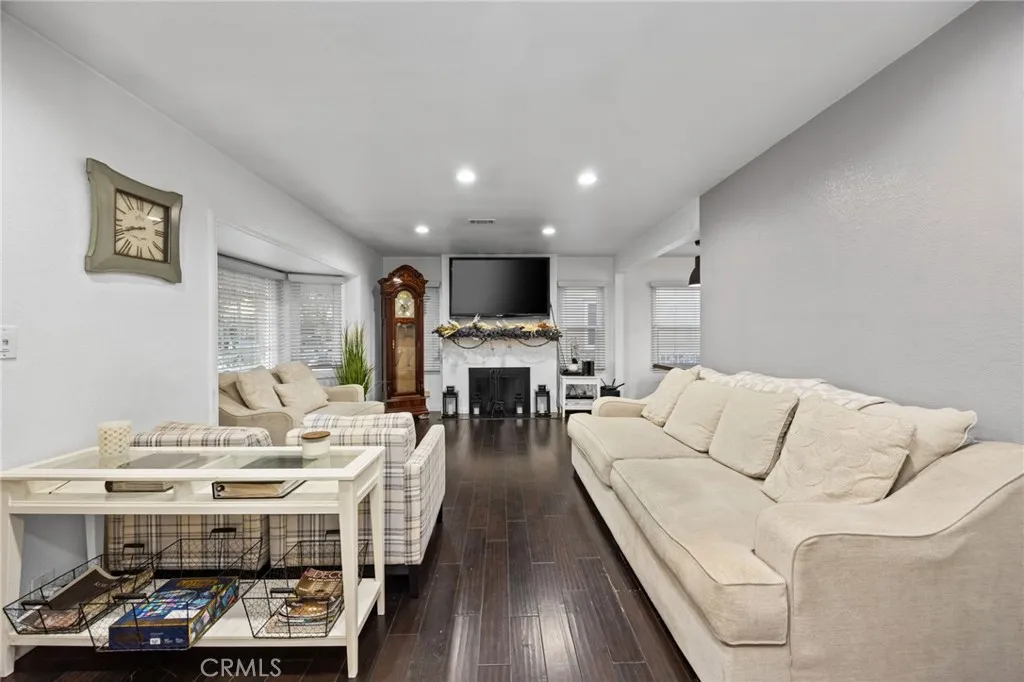 Additional image 53 of 1231 S Baker St, Santa Ana, CA 92707