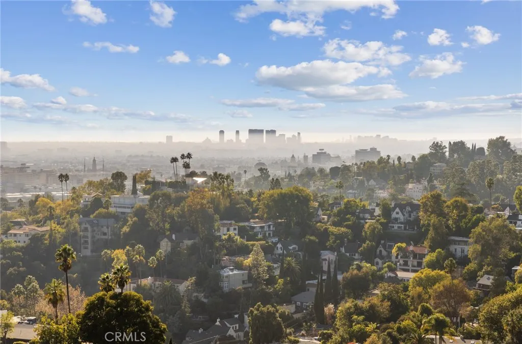 Additional image 20 of 5675 Spreading Oak Drive, Los Angeles, CA 90068