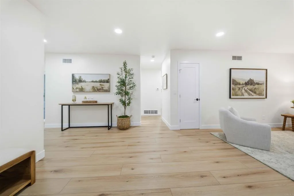 Additional image 5 of 98 E Naples Street, Chula Vista, CA 91911