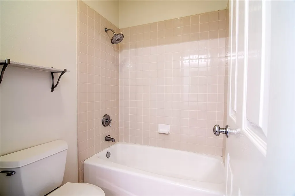 Additional image 33 of 3429 Castleman Lane, Burbank, CA 91504