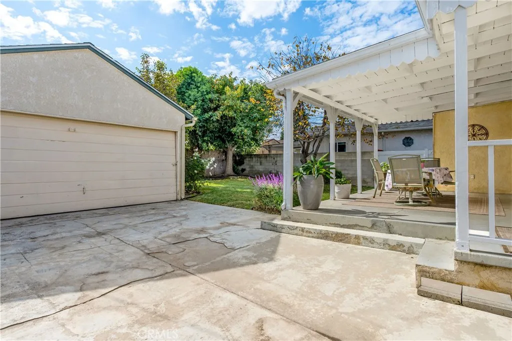 Additional image 46 of 7022 E Peabody St, Long Beach, CA 90808