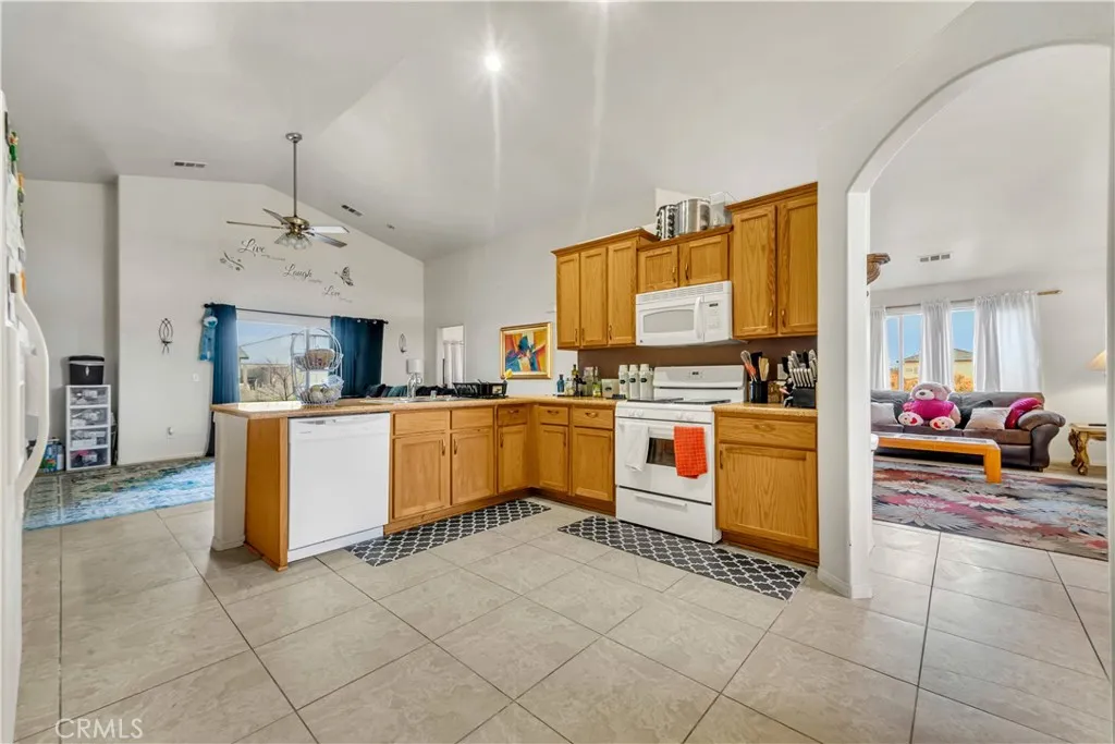 Additional image 9 of 8412 Jimson Avenue, California City, CA 93505