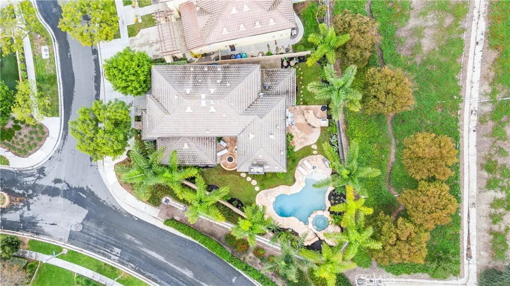 24 Thornhill St, Ladera Ranch, CA 92694