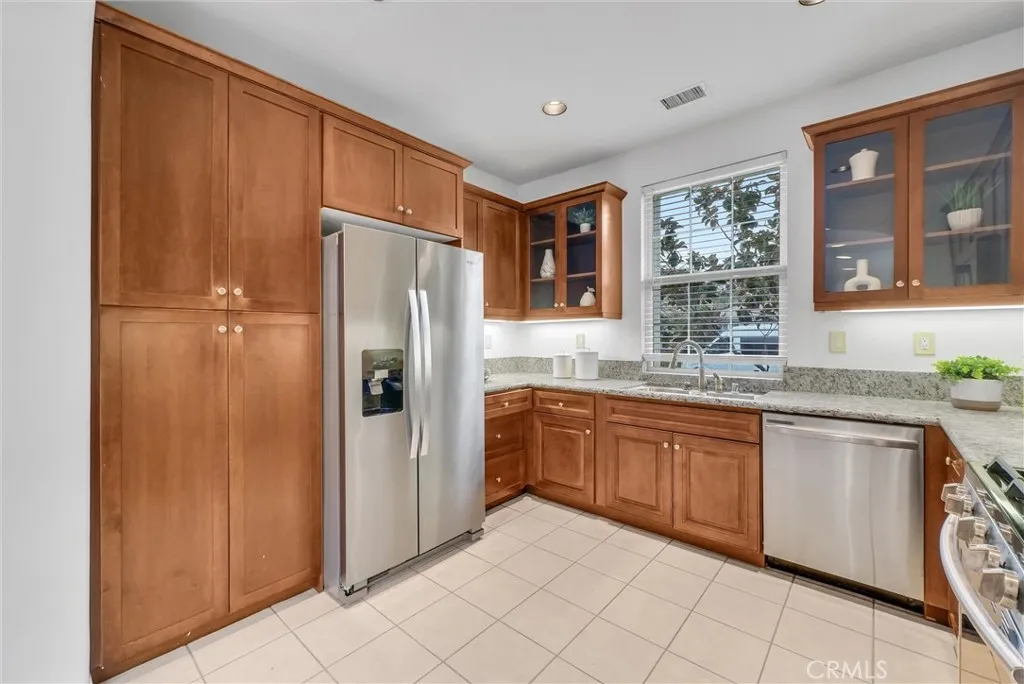 Additional image 51 of 65 Chantilly, Irvine, CA 92620