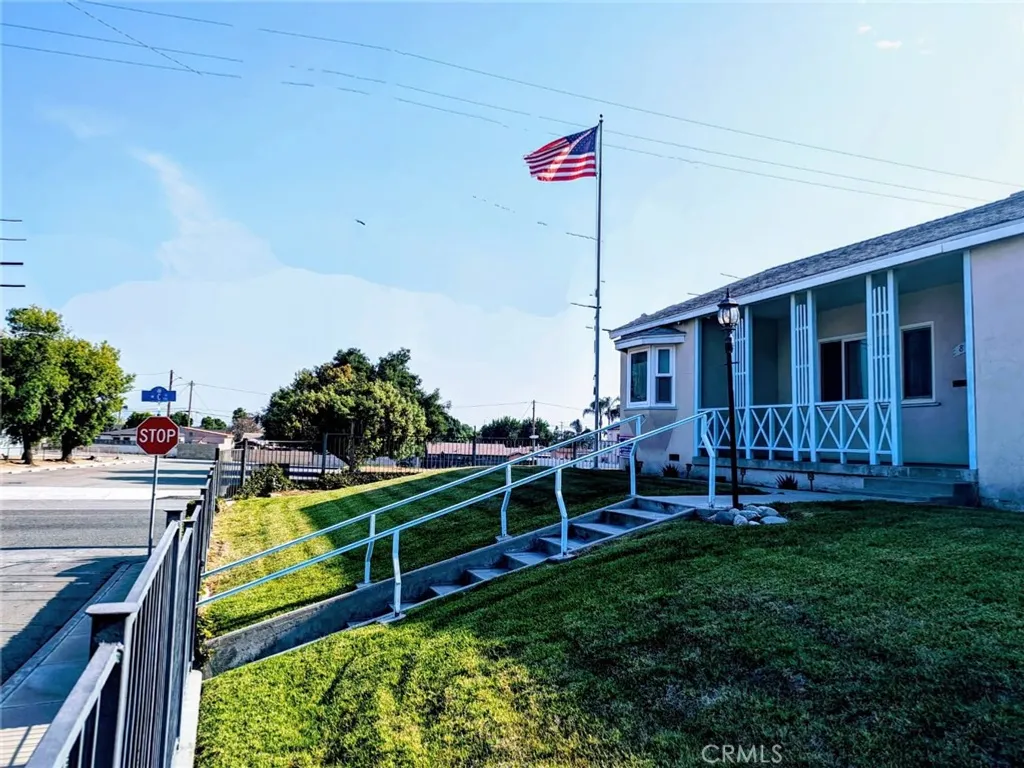 Additional image 3 of 805 Valencia Drive, Colton, CA 92324