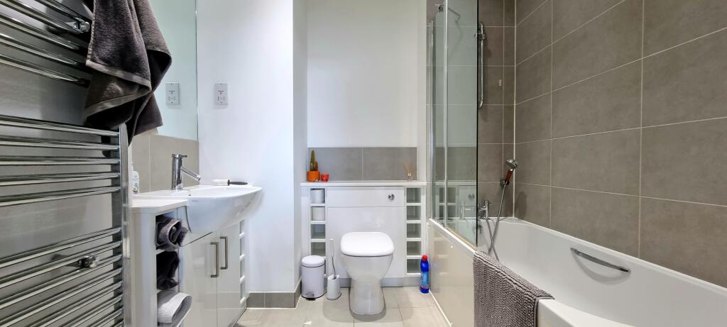 Additional image 4 of Town Centre, HATFIELD