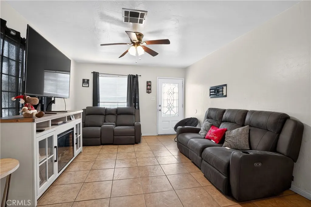 Additional image 4 of 124 Madison Street, Bakersfield, CA 93307