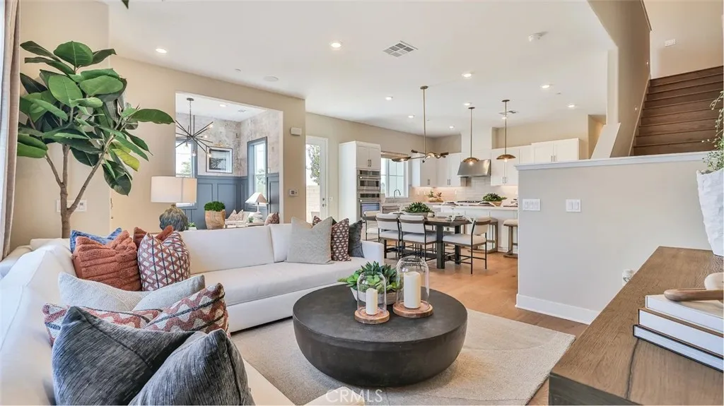 Additional image 7 of 27423 Shining Willow Lane, Valencia, CA 91381