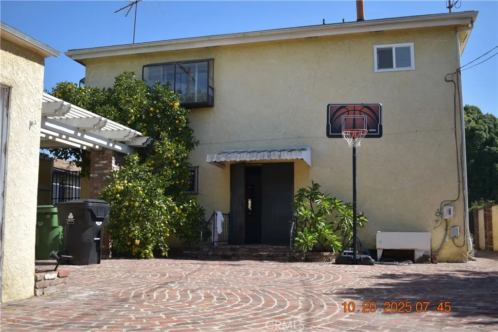 Additional image 13 of 1009 S Rimpau Blvd, Los Angeles, CA 90019