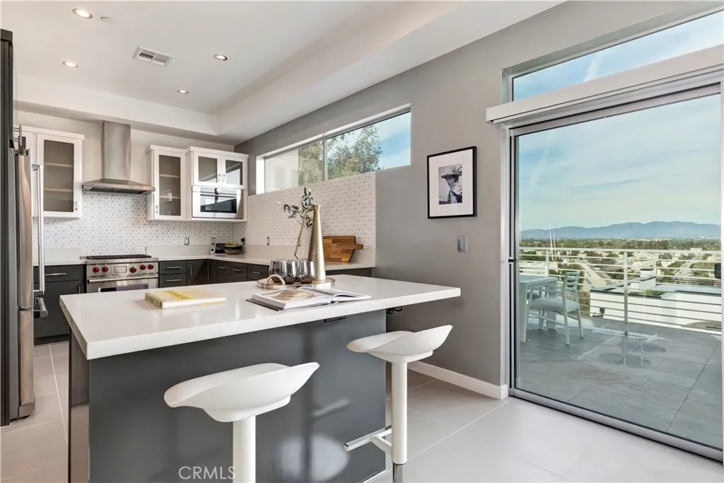 Additional image 24 of 11698 Picturesque, Studio City, CA 91604