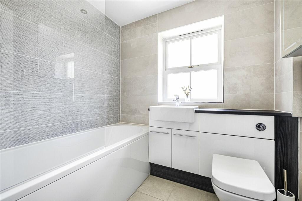 Additional image 17 of Russet Drive, St. Albans, AL4