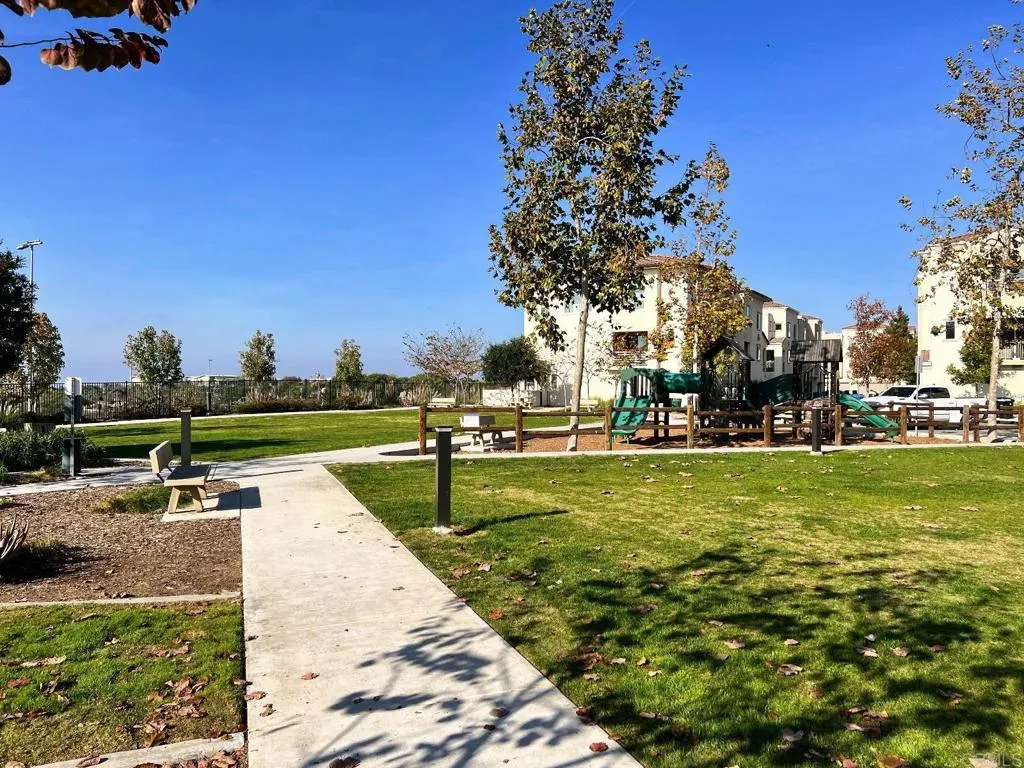 5216 Beachfront Cove St Cv Unit 50, San Diego, CA 92154