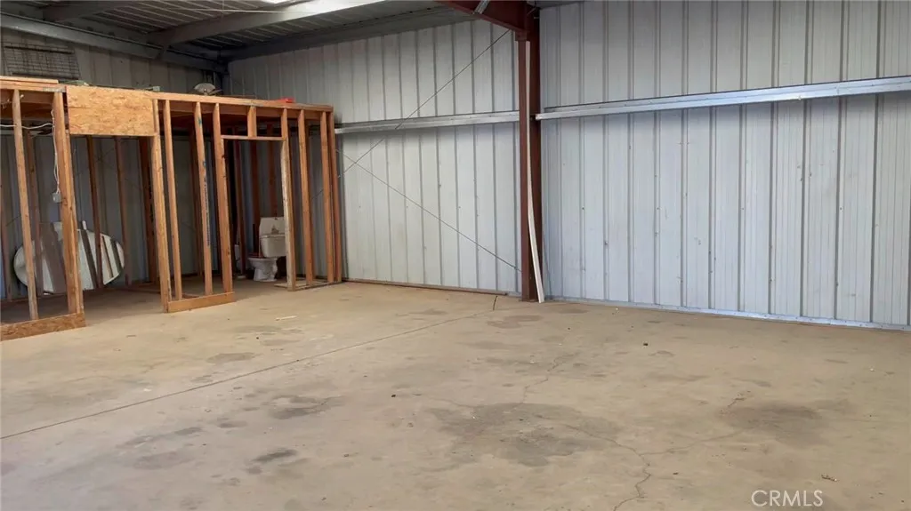 Additional image 39 of 8354 White Road, Phelan, CA 92371