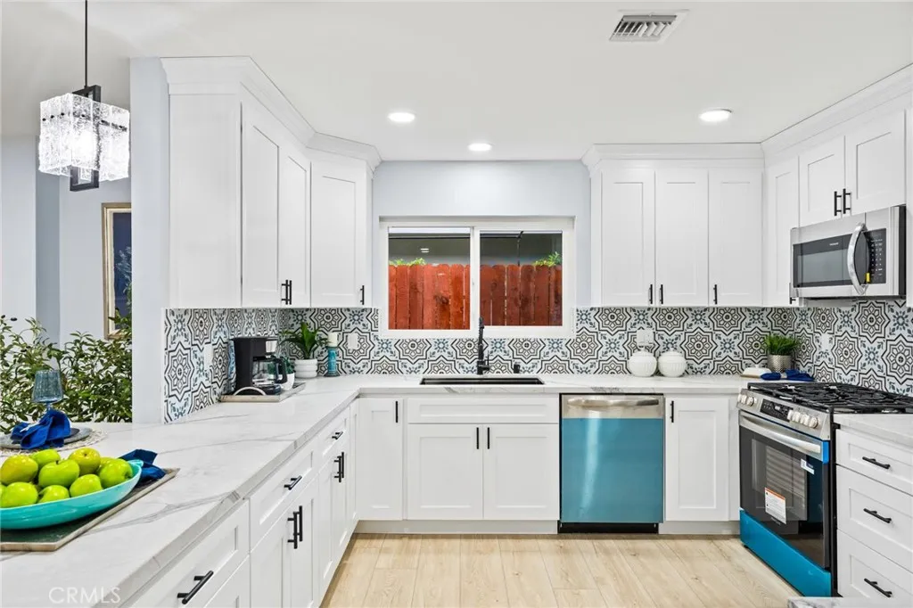 Additional image 12 of 1201 E Fairway Dr, Orange, CA 92866