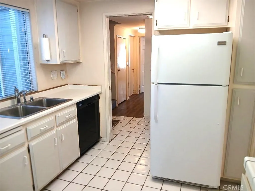 Additional image 17 of 810 Baker St Unit 112, Costa Mesa, CA 92626