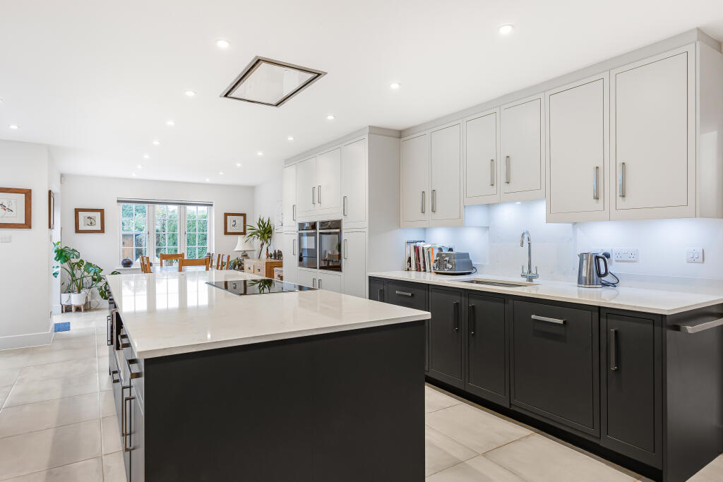 Additional image 13 of Mannicotts, Welwyn Garden City, Hertfordshire, AL8