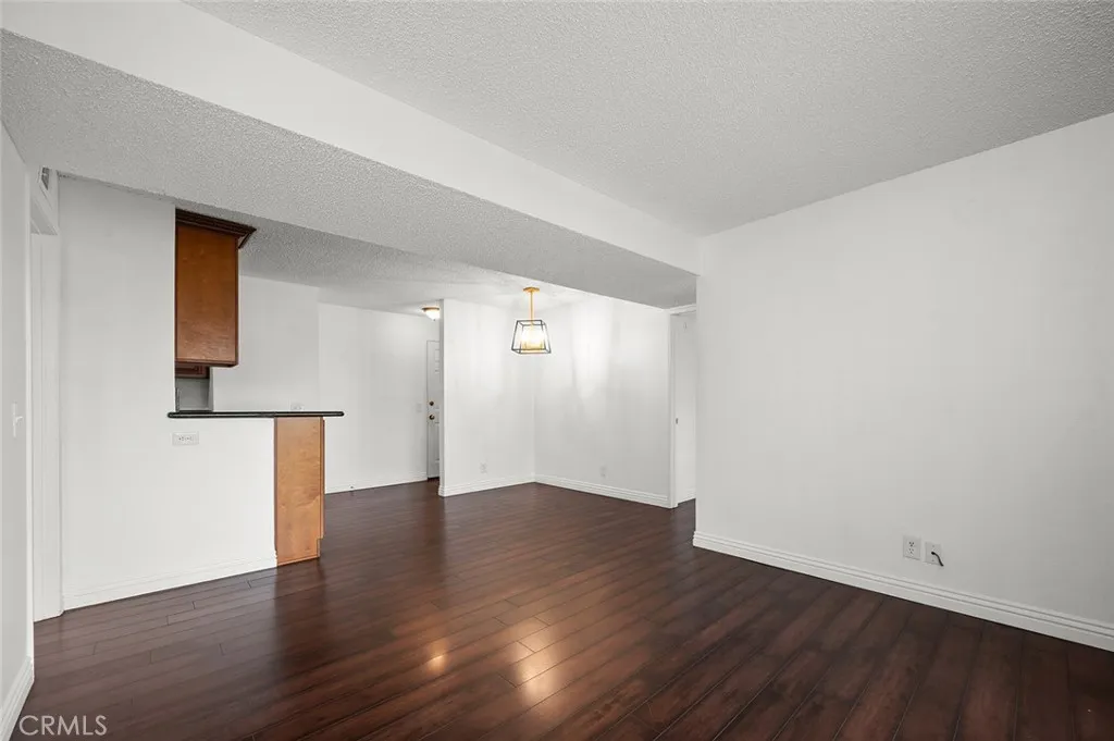 Additional image 13 of 2507 E 15th St Unit 204, Long Beach, CA 90804