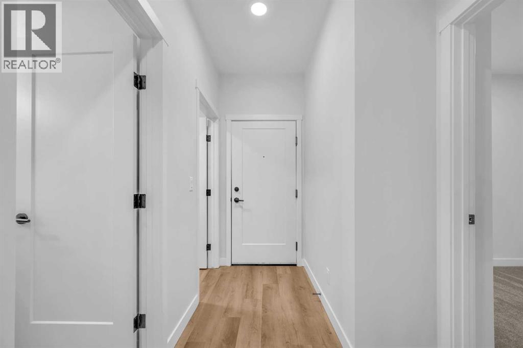 212, 660 Shawnee Square SW|Calgary, Alberta T2Y0X6