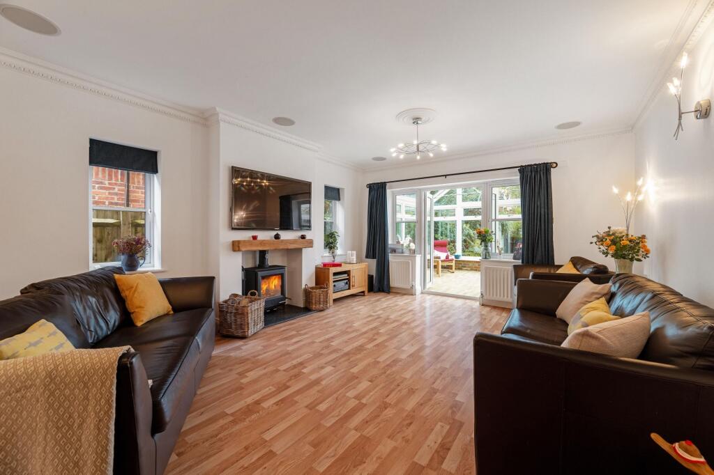 Additional image 36 of Bucknalls Drive, Bricket Wood, AL2