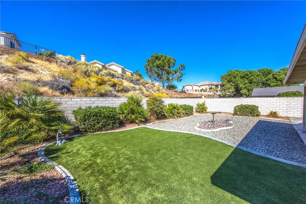 Property image for 13900 Spring Valley Pkwy, Victorville, CA 92395