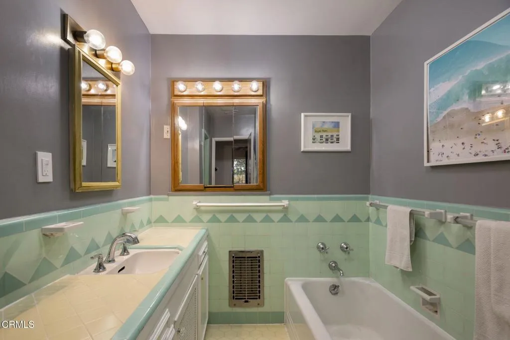 Additional image 23 of 574 N Sunnyslope Avenue, Pasadena, CA 91107